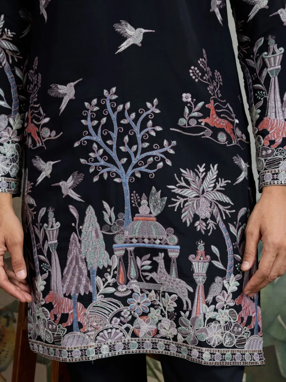 Black Viscose Silk Heavy Thread Work Kurta Payjama