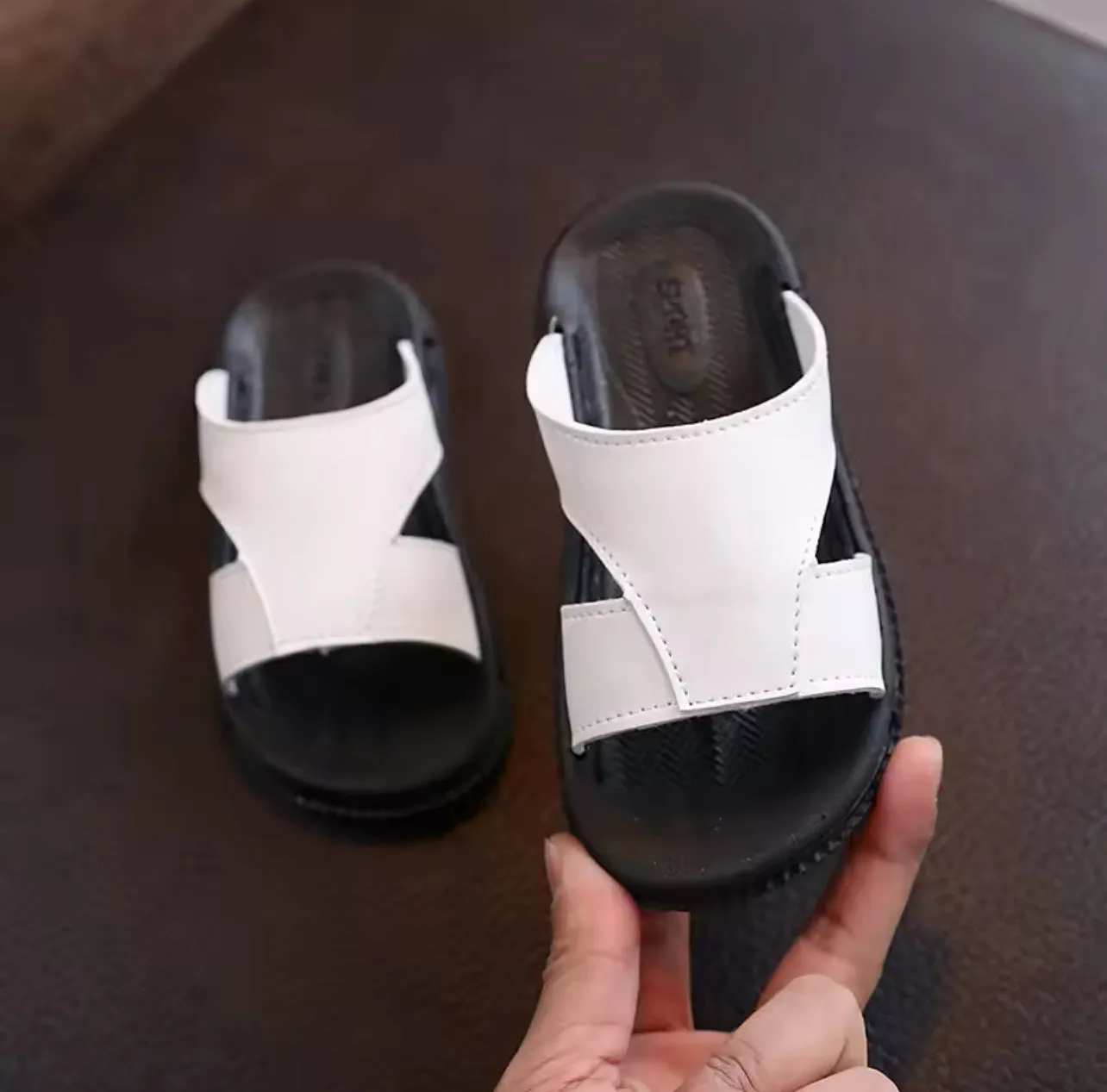 Kid's Boys Slippers 547629